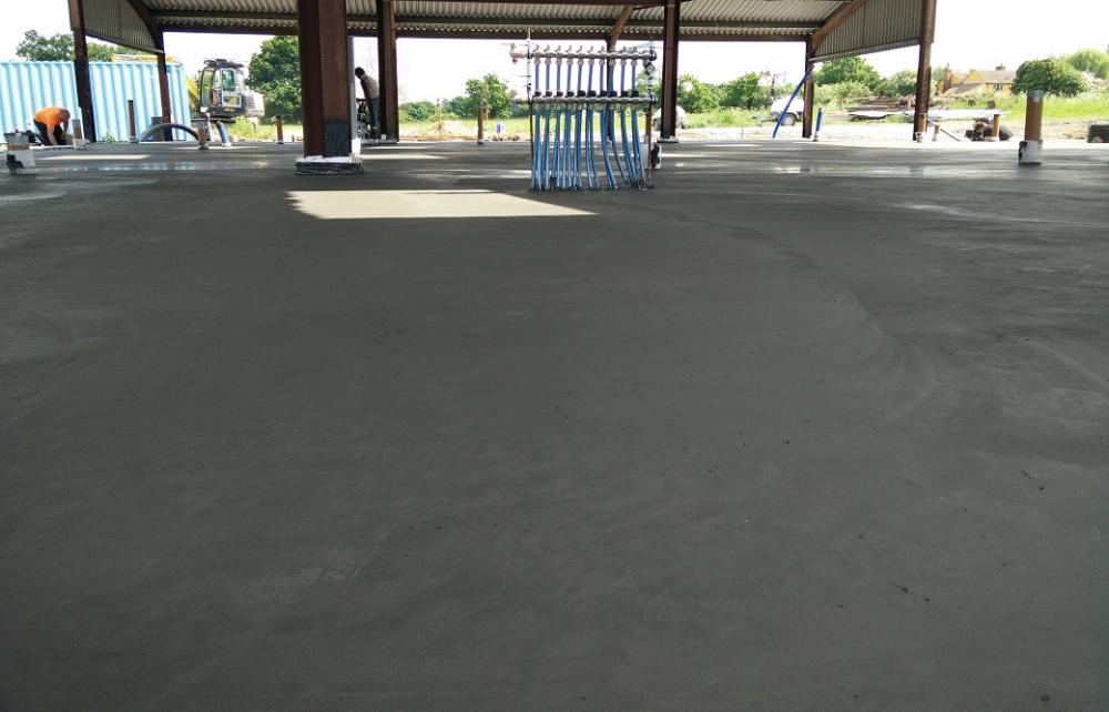 Concrete_PowerFloating.thumb.jpg.9f2b8620d61ae78b823dedf700ef3f38.jpg
