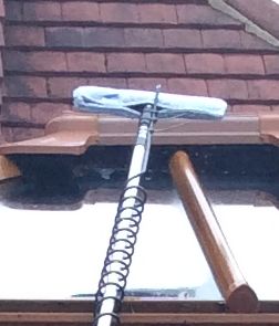 window-cleaning-head.jpg