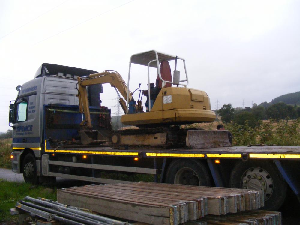 digger_going_2.thumb.jpg.c343669f37482edb43c78c8c8e9adcc8.jpg