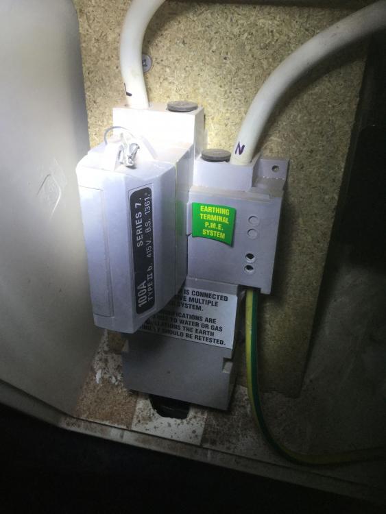 20170123-fuse-switch.jpg