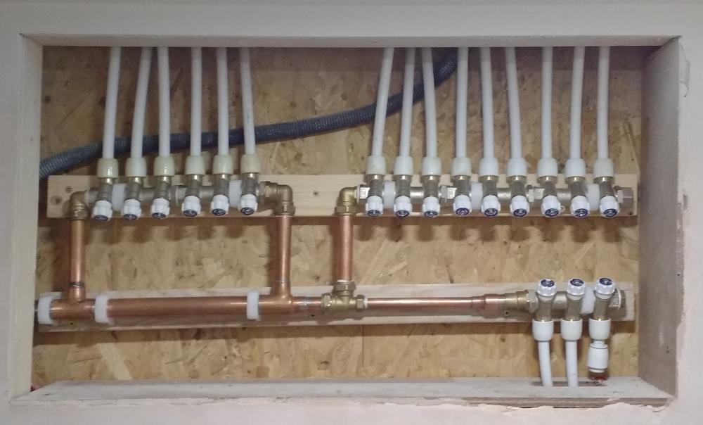 DCW-manifold-inplace.thumb.jpg.376b414f3e306a7b780afb90ae1721b7.jpg