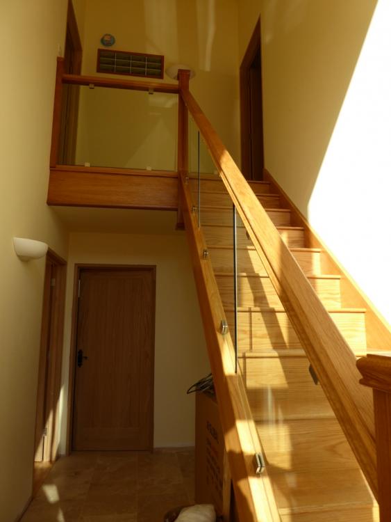Staircase.thumb.JPG.04c9321441985bbd6aa20c99e442c750.JPG