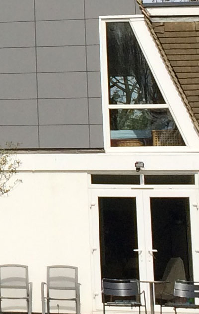 Bedroom-Window.jpg.90c3892a27d525a7d33ea5933bfa6638.jpg