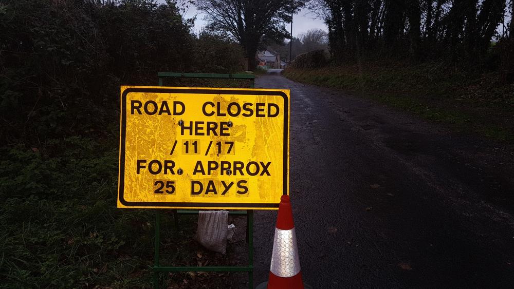 5a05a25f4b85f_roadclosure.thumb.jpg.3777b816efdb9e1af829403bf6942b3c.jpg