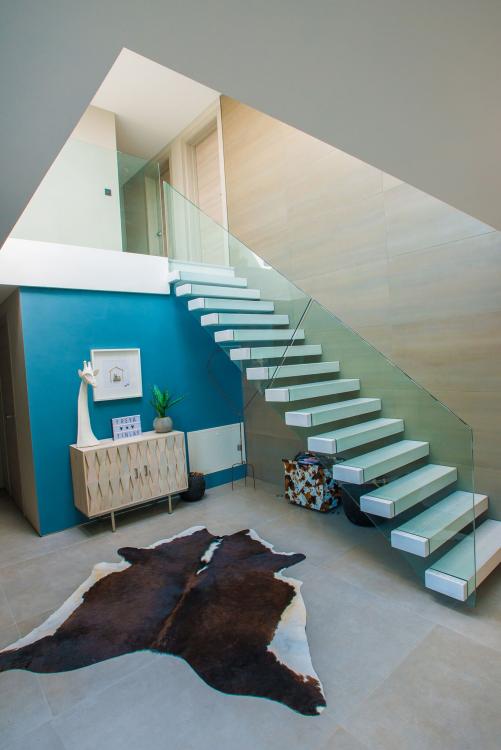 Hallway.jpg