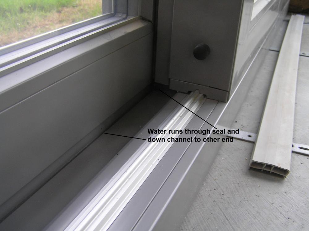 Inside2.thumb.jpg.54f5211b117c7e4cabed1de243132b1c.jpg