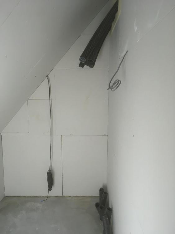 162B9DCD-4EFD-4F02-A589-D0D421ACC09C.thumb.jpeg.1c47ae0d6eb2ad83d70db759000cbac5.jpeg