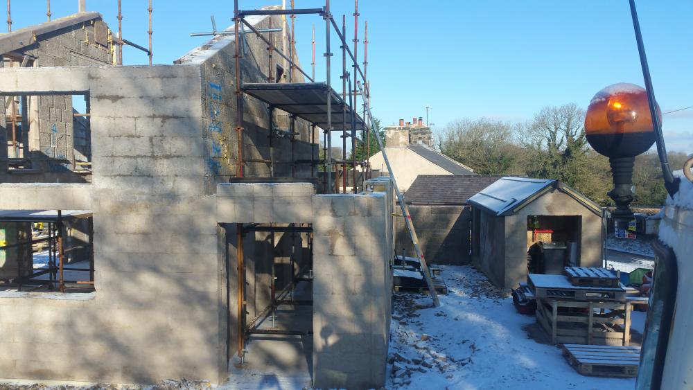 flat_roof.thumb.jpg.48fe0939f4ac9c99d0258dcbc837c85a.jpg