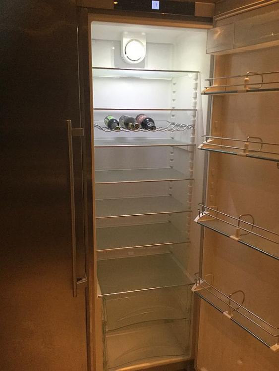 201804-liebherr-fridge-beer-s.thumb.jpg.23798ce24f61ef7f7ecf9b1c567c61f2.jpg