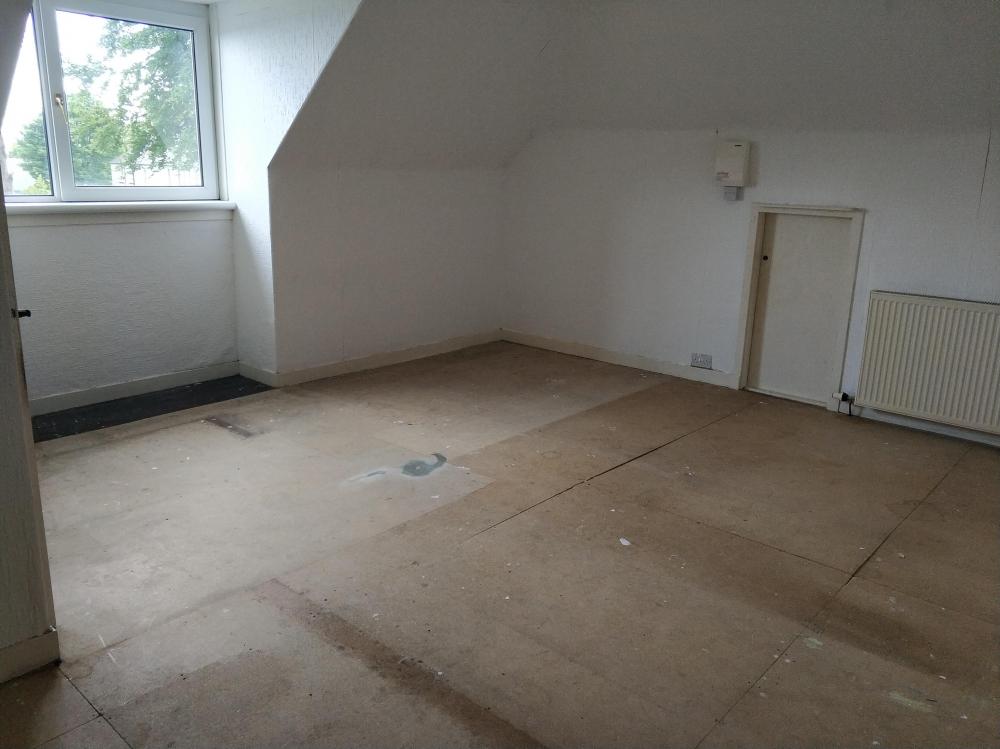 Top_floore_1_room.thumb.jpg.29e62e631a213cbcfeddd00fc535114e.jpg