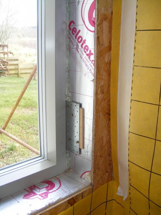 window_detail_1.thumb.jpg.d6e1ea54b7e06399b60980da59305a32.jpg