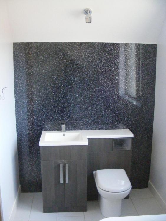 bathroom_9.thumb.jpg.c3aa0d655d0c1f731ecd4d13dff0b424.jpg