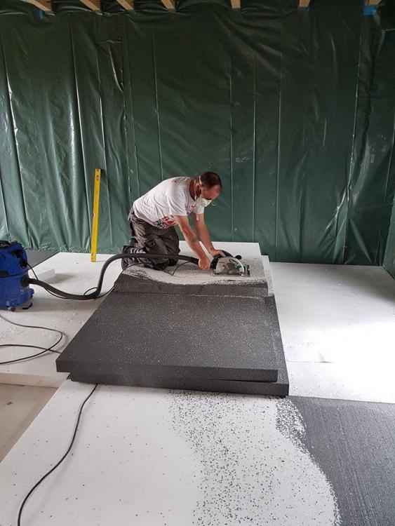 upperinsulation.snug.1.jpg