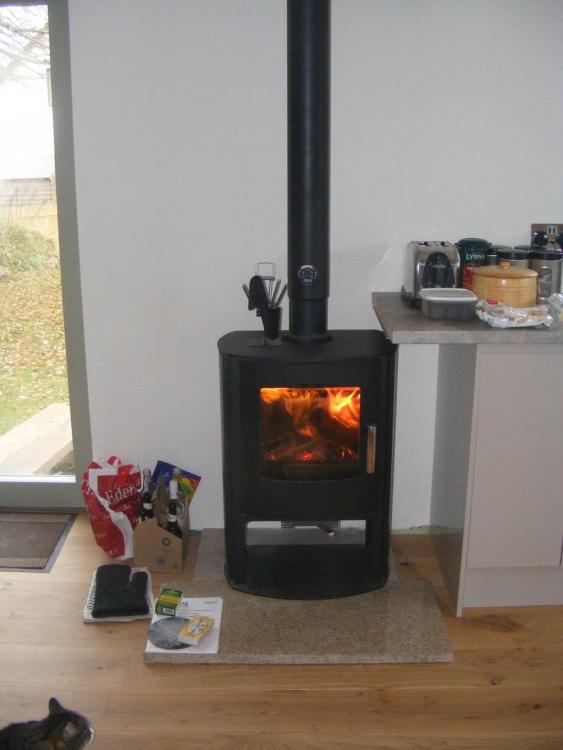 stove.thumb.jpg.6c36d79b4900b6890a7d7687b3a6f855.jpg