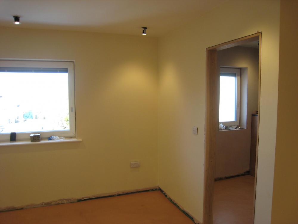 Wyatt-bed-and-en-suite.thumb.JPG.b87992a01652f11ab5b479c0d81cee8a.JPG