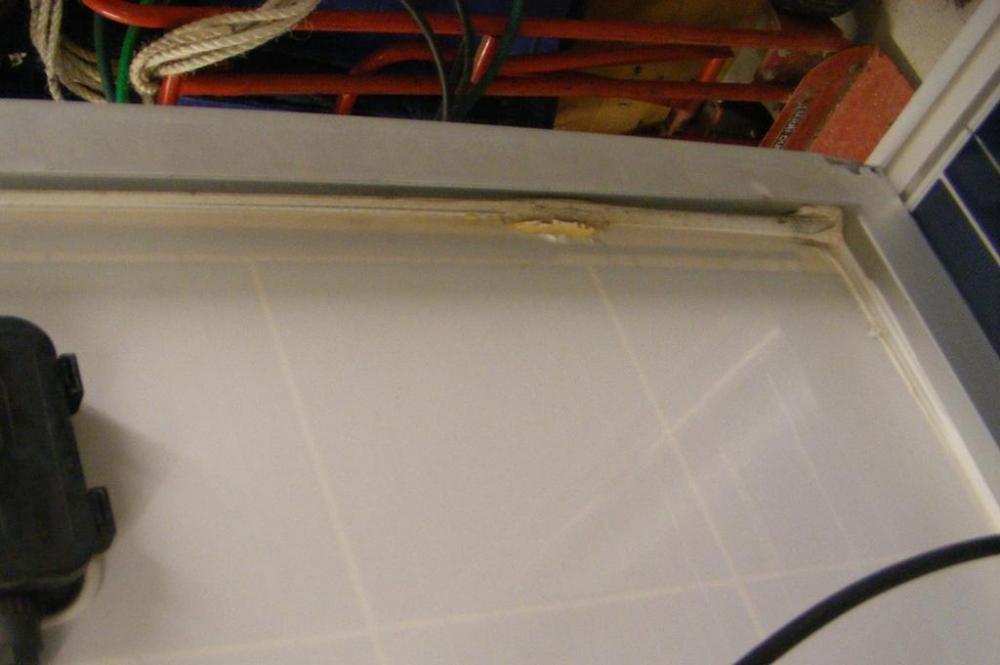 solar_panel_back.thumb.jpg.c119dad545d2457cc081c3173602b8d3.jpg
