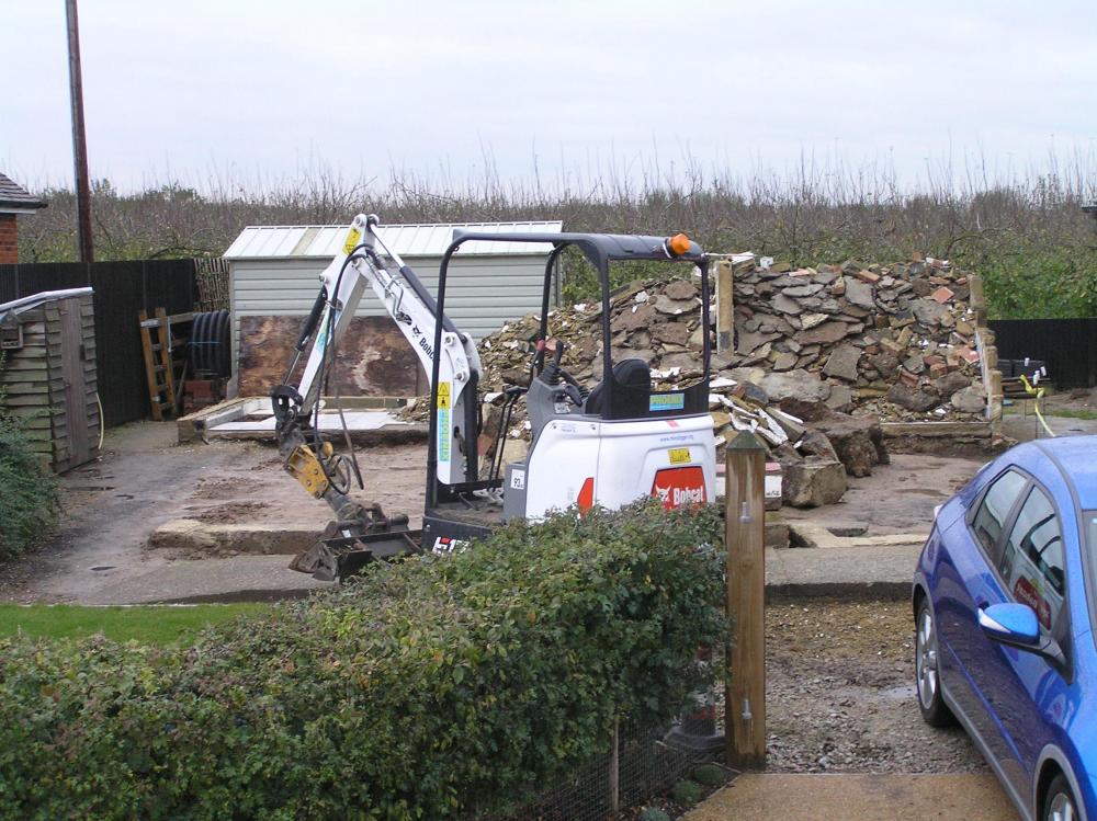 Outside24.thumb.JPG.3fc36ac0061c8c85fc661808111f37cd.JPG