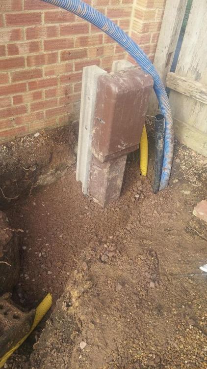 1361487280_Groundbreaker-waterbox.thumb.jpg.54ea380c0c3169b36e1be8e526abfe55.jpg