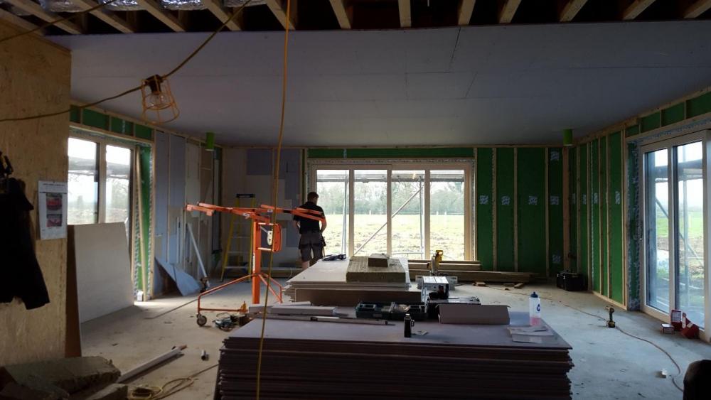 878907074_boardedloungeceiling.thumb.jpg.3be1bb0447d3cbb7453de69083a50f01.jpg