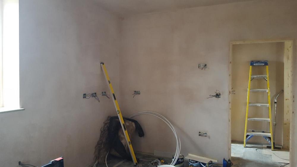 341585274_Plasteredutility1.thumb.jpg.596d2a031c835b9d1cad85fbb3bf8790.jpg