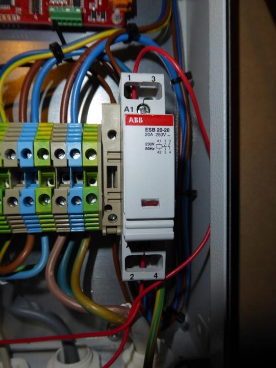 287327015_ABBcontactor.thumb.JPG.faaa0847fcd4486c400fe809854a3946.JPG