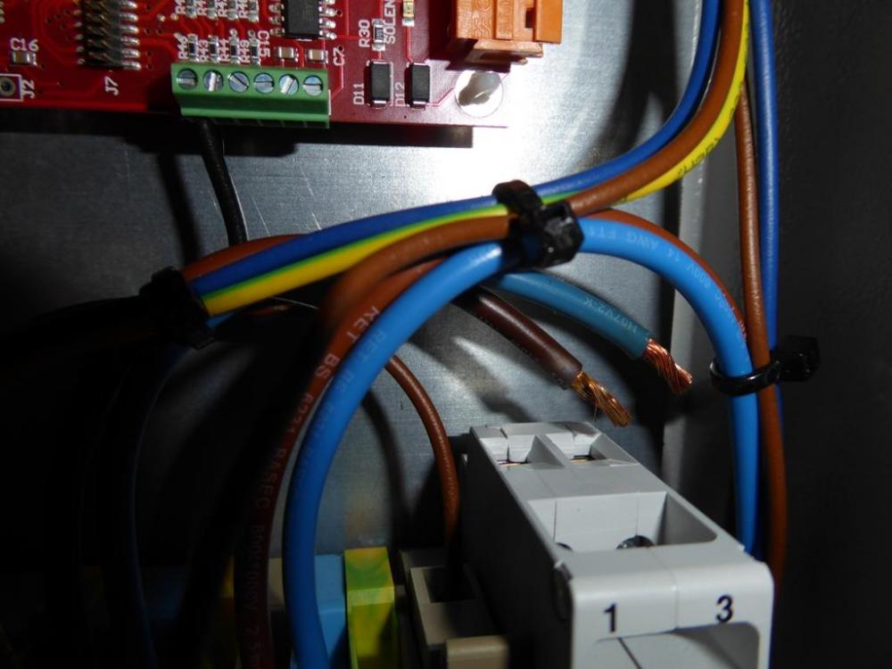 838765453_Overheatedtermination.thumb.JPG.089806b53b7fa7b4d8837c0d96e2af8d.JPG
