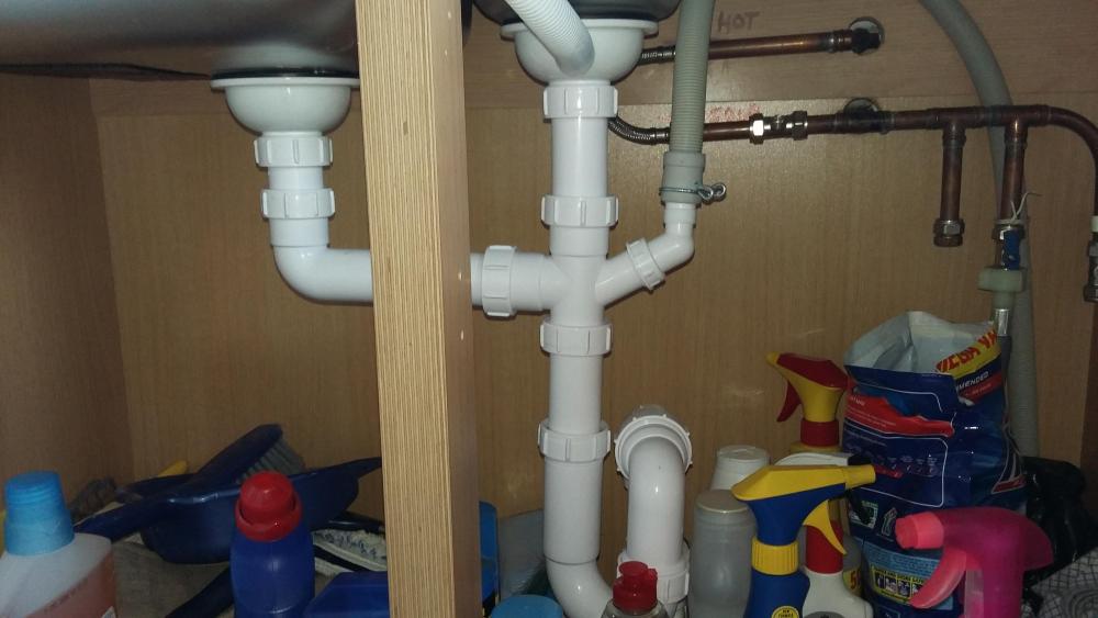 sink_waste.thumb.jpg.f291da23cac6455919b0377e5981f045.jpg