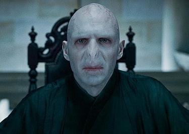 Lordvoldemort.jpg.1bc11cb1a3e8b616be4e31fa2406cf07.jpg