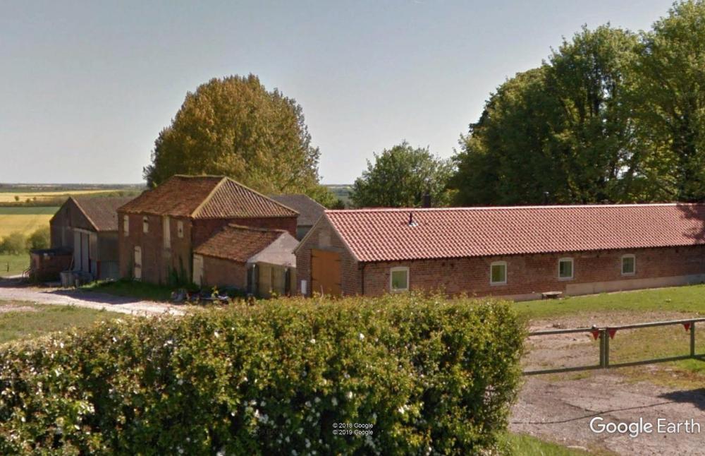 barn.thumb.jpg.70166ac105f248342cd323b7fa220a3c.jpg