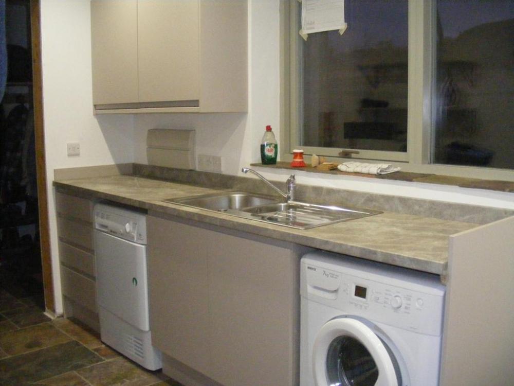worktop_2.thumb.jpg.8a7b6112501f9ec43e2ec5ce261b1586.jpg