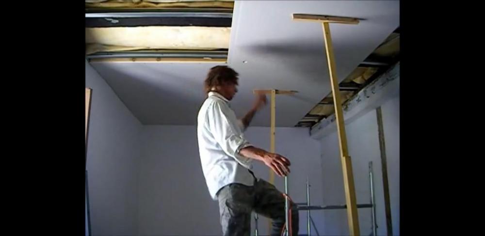 Screenshot_20200306-211416_YouTube.thumb.jpg.d53fb155a28c6ebb9c88701d2de37b2b.jpg