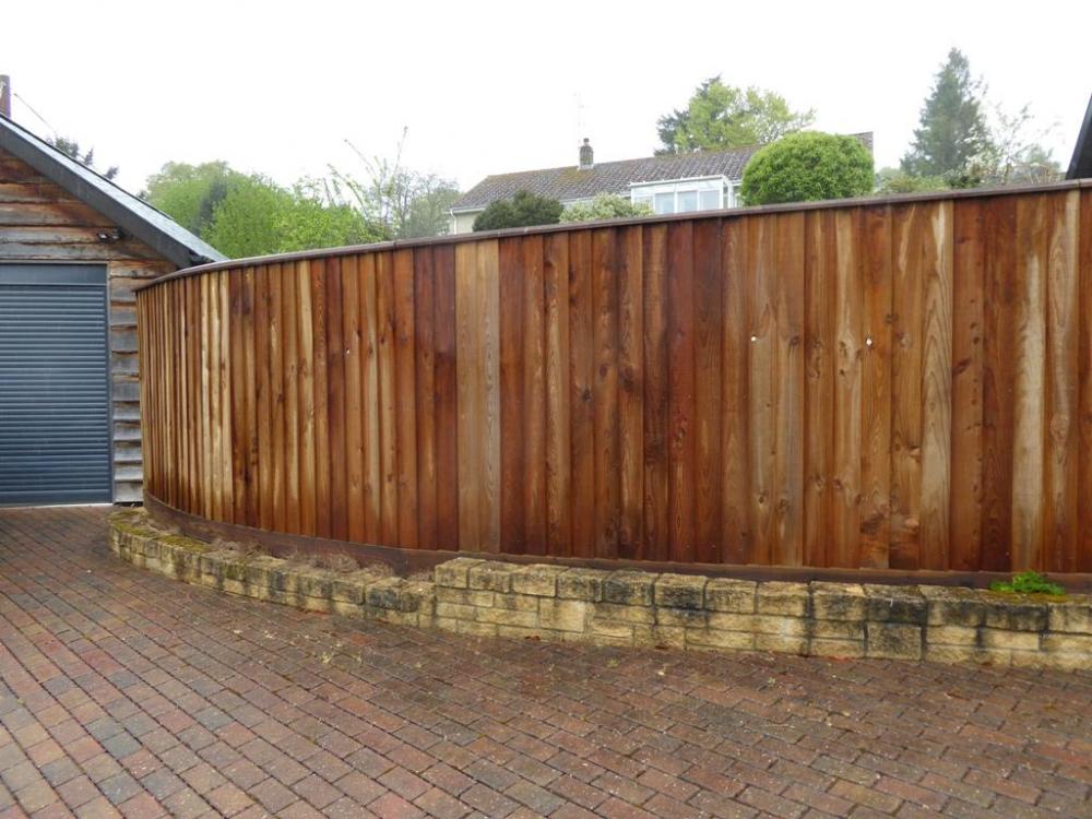512489748_fencefront.thumb.JPG.89817d12bde9fda2fb8b7f1fecadbfeb.JPG