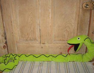 55004b5ad2788-long-draft-snake-lg.jpg.201c34543fdb17a4930dda89ca7438a9.jpg