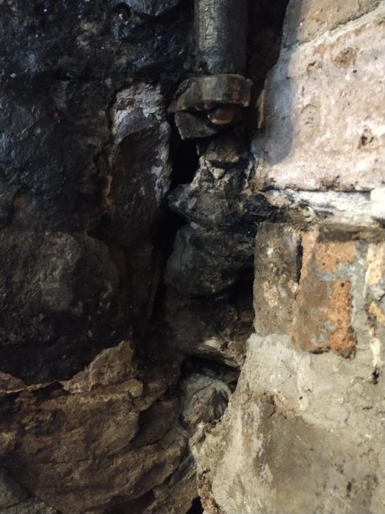 Hole_1b.thumb.jpg.d71720a5702fe8739ebf2479498970e7.jpg