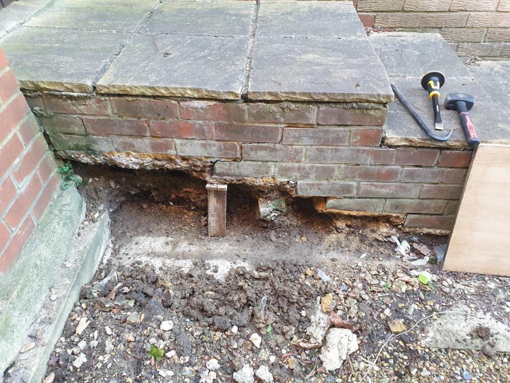 Outside_Steps.jpg