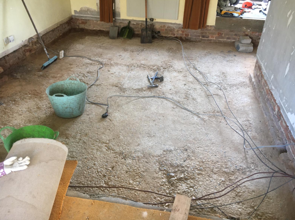 Underfloorl Lounge.png