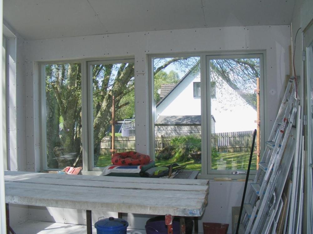 sunroom_11.thumb.jpg.13c2921e37f2897eaef08e72547db422.jpg