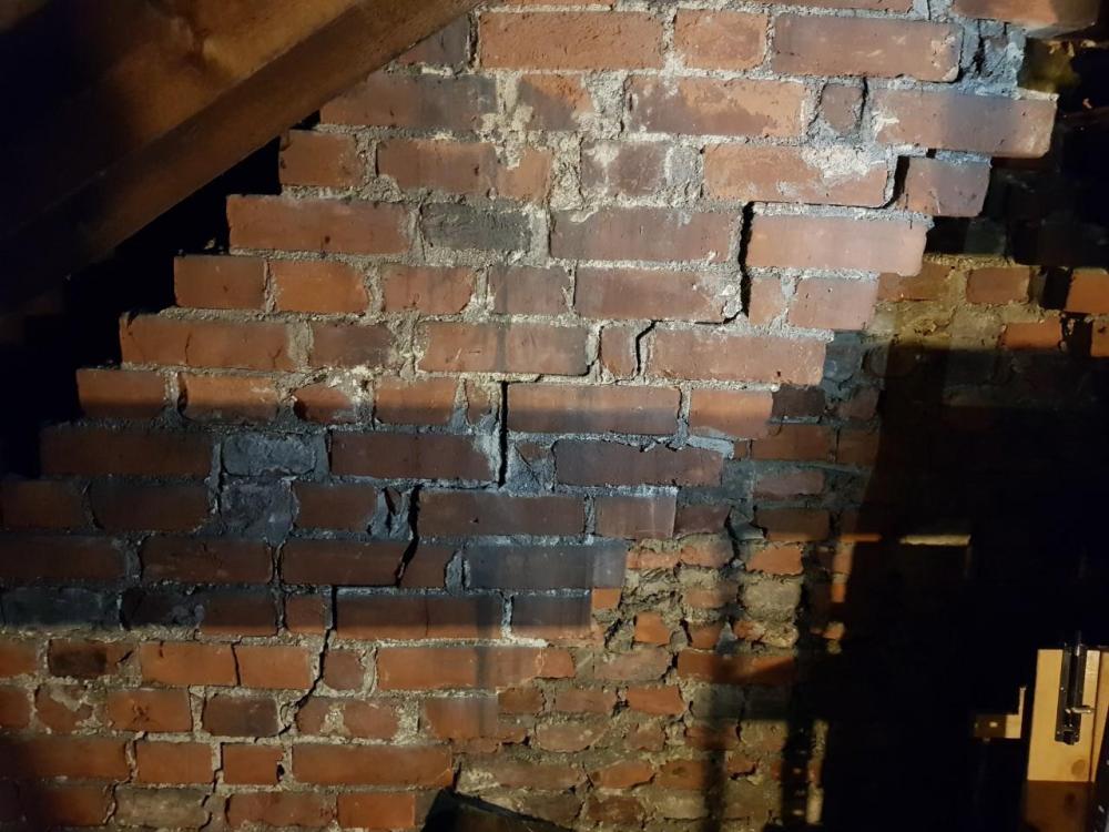 wall.thumb.jpg.346bb90745aaa28855c6ab80920387cb.jpg