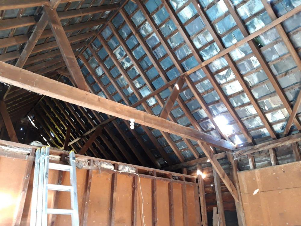 mezzanine in barn.jpeg