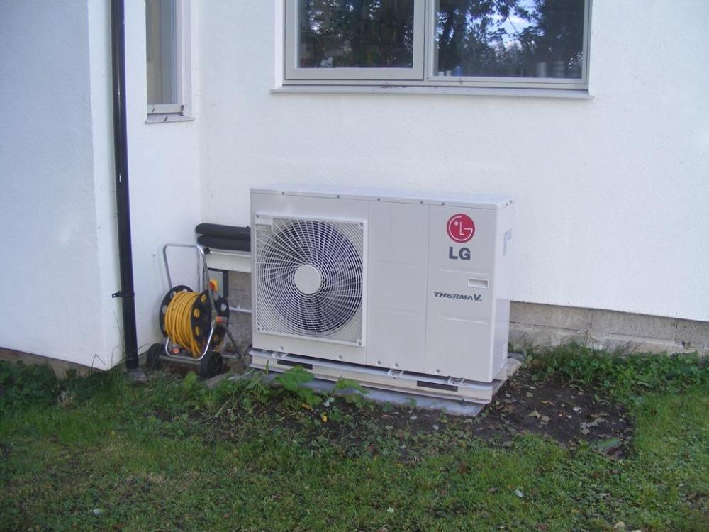 heat_pump.thumb.jpg.1c1e3d39463a37643469ac8019c8db41.jpg
