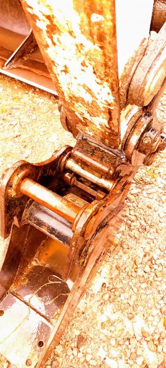 autohitch1.thumb.jpg.c2c716fb518b5a04fea54de44aca5d78.jpg