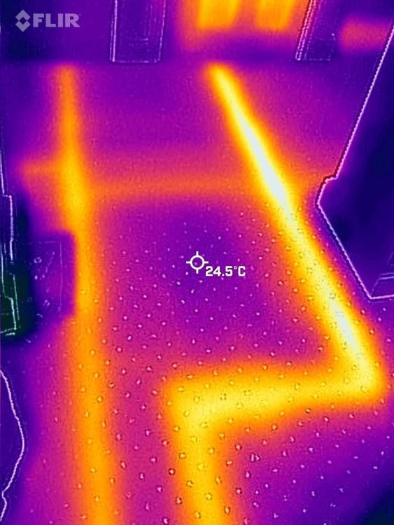 FLIR_20211127_105639.thumb.jpg.24333e361ae02ce8c35b3dd73d5c735f.jpg