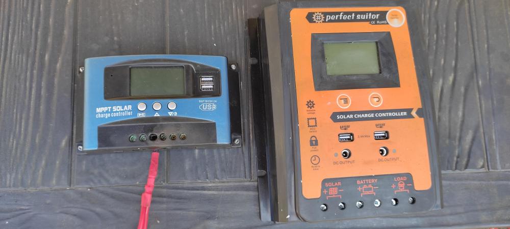 797503968_Solarcontrollers.thumb.jpg.ae7f2a5568956d2e8078f91f8b3dbb28.jpg