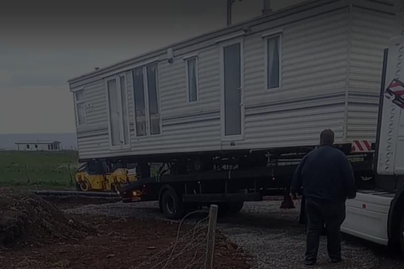 Caravan_DEL.jpg.3654c4b053c0cd64fe2003d231c086a4.jpg