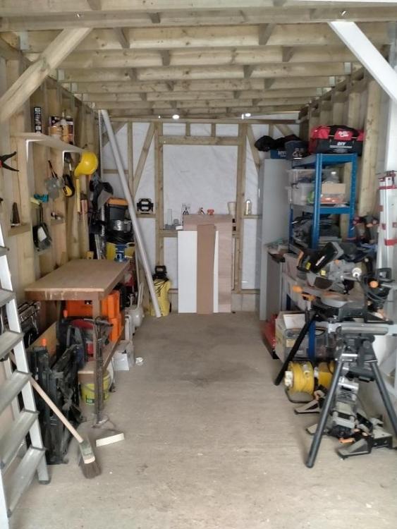 Garage 33.jpg