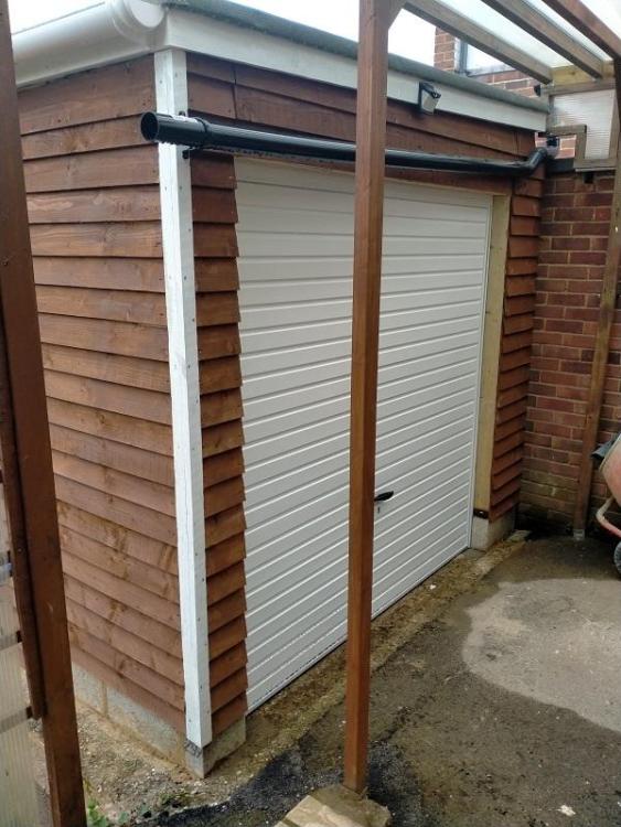 Garage 32.jpg