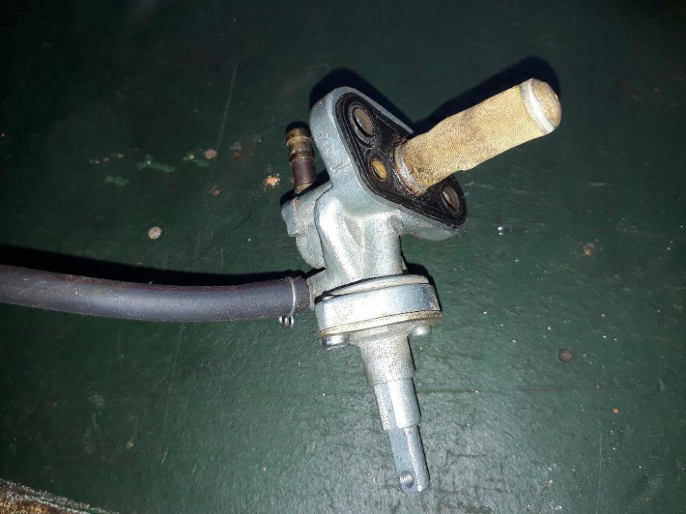 Petrol_Tap.thumb.jpg.d98c495a467fd14b511d48e3cfffd399.jpg
