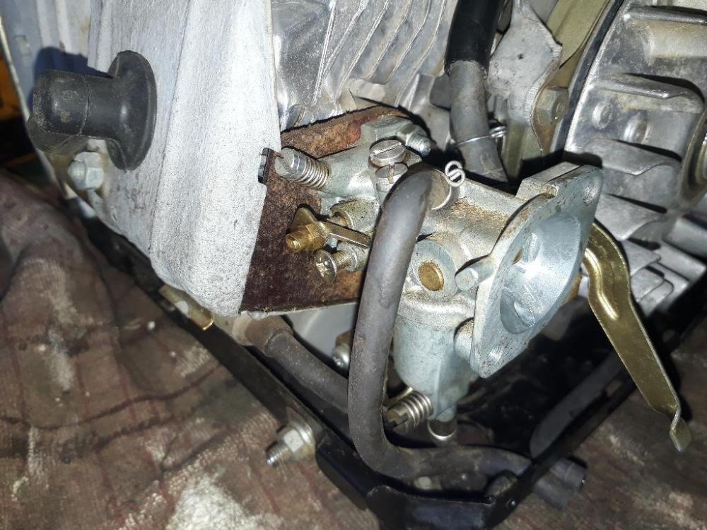 carburetter.thumb.jpg.8d36ecd2a2ac11bbd172e3de01d3db8e.jpg
