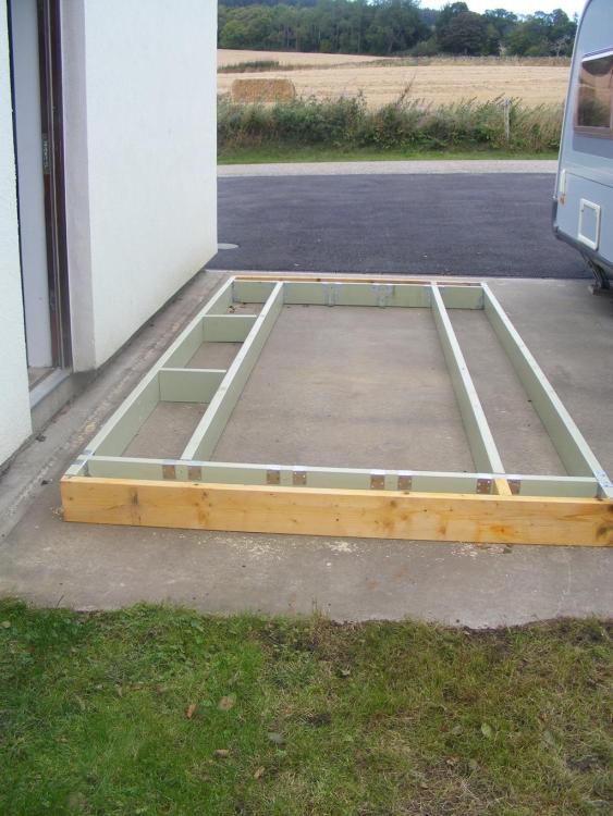 Balcony_Frame_2.thumb.jpg.985f8f820d6ebf5e7318d66abcbf352f.jpg