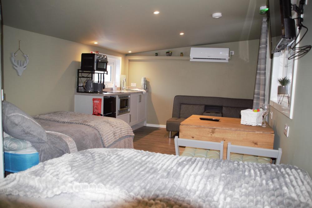 cabininterior01.jpg